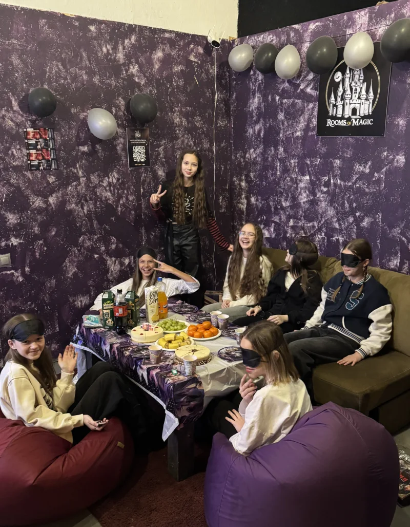 Уэнсдей Party