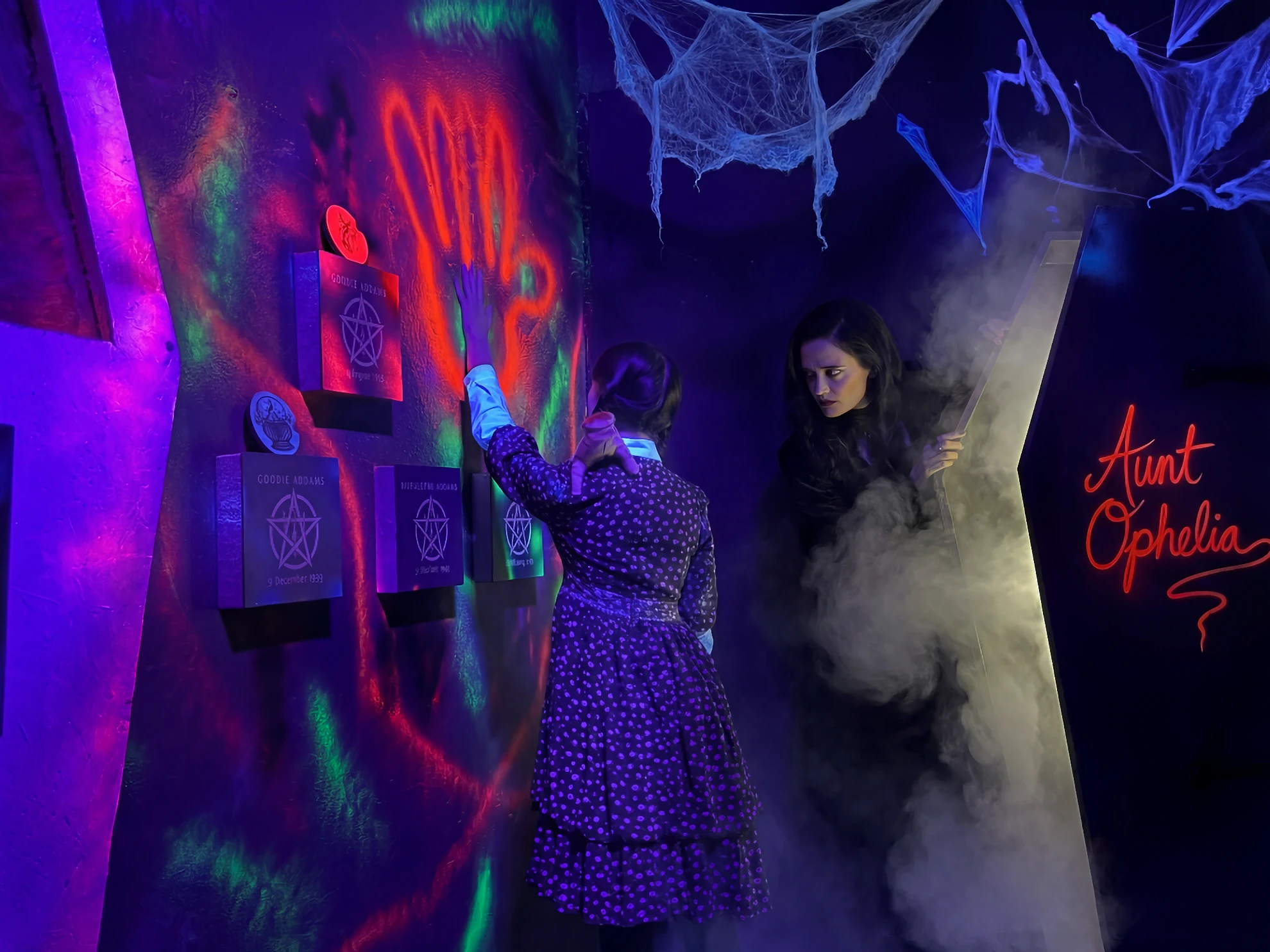 Квест уэнсдей аддамс